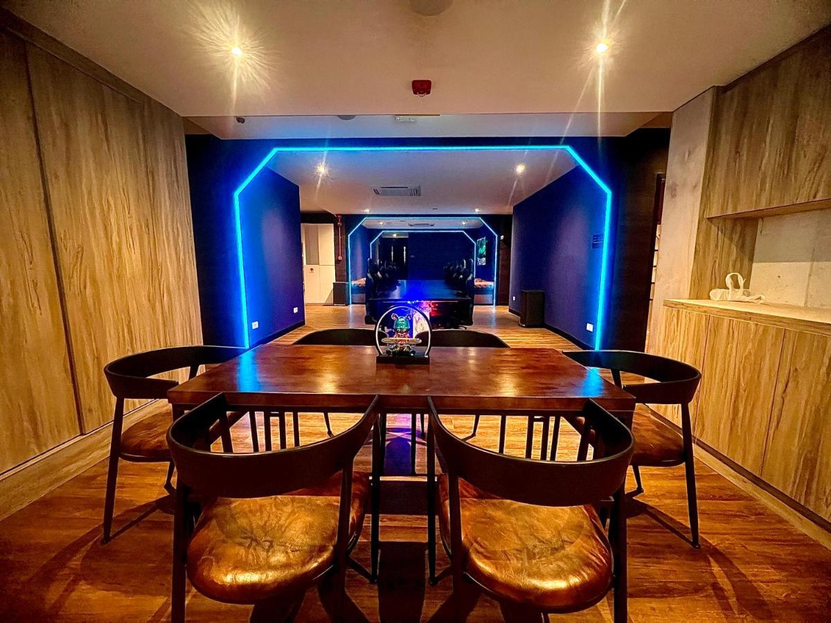 Arena Esports @ Orchard Hotel Szingapúr Kültér fotó